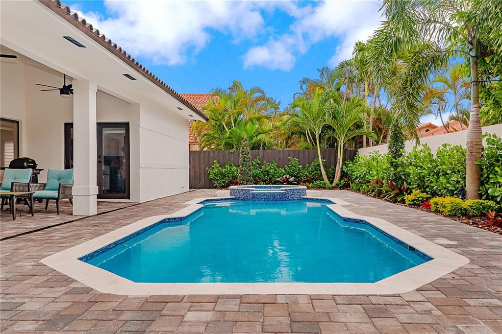 Royal Oaks 5th Add - Residential Lease