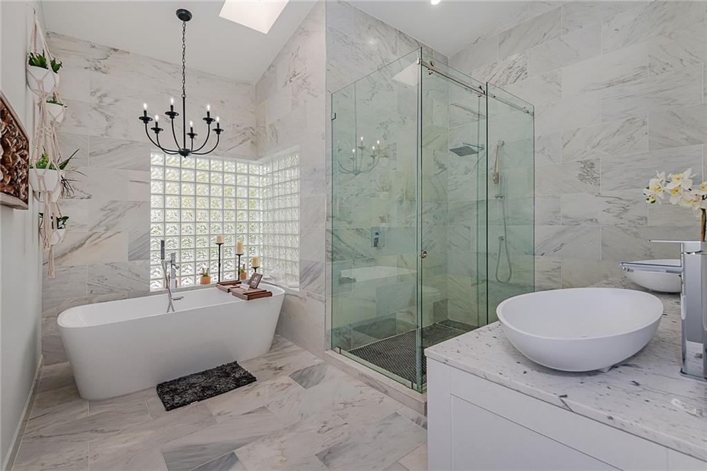 Royal Oaks 5th Add - Residential Lease