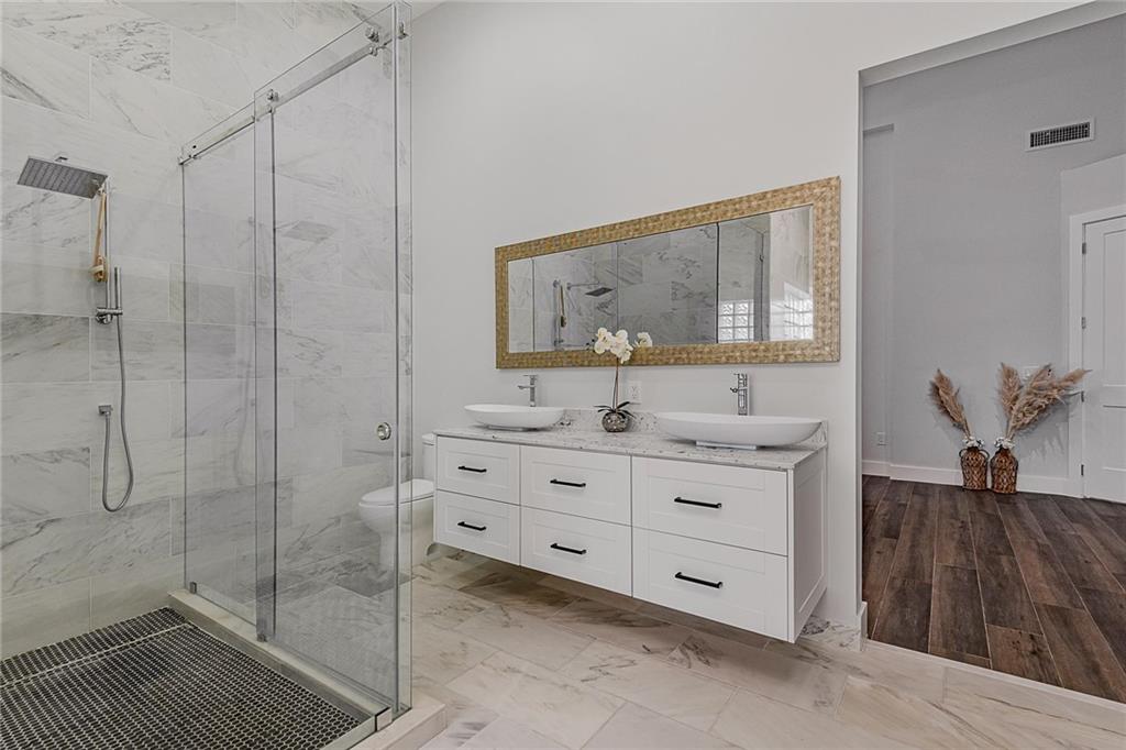 Royal Oaks 5th Add - Residential Lease