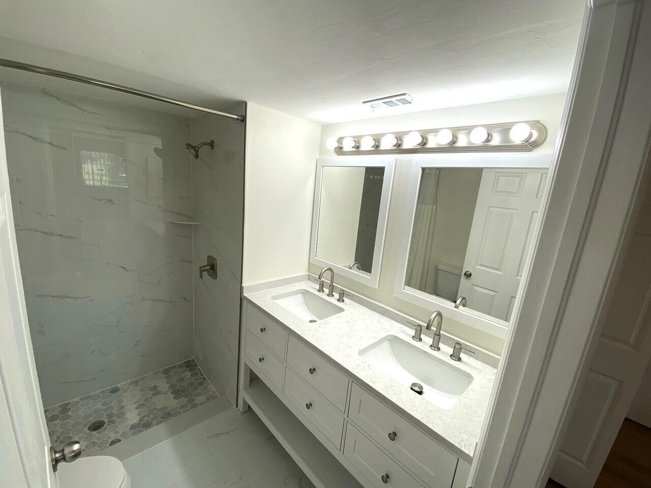 PALM BEACH TRACE CONDO - Residential Lease