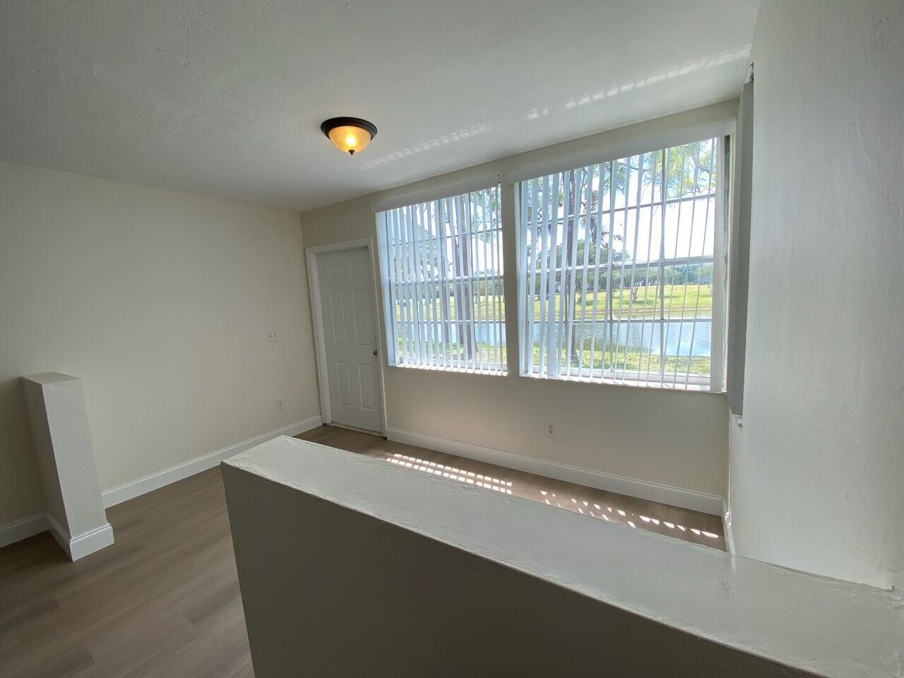 PALM BEACH TRACE CONDO - Residential Lease