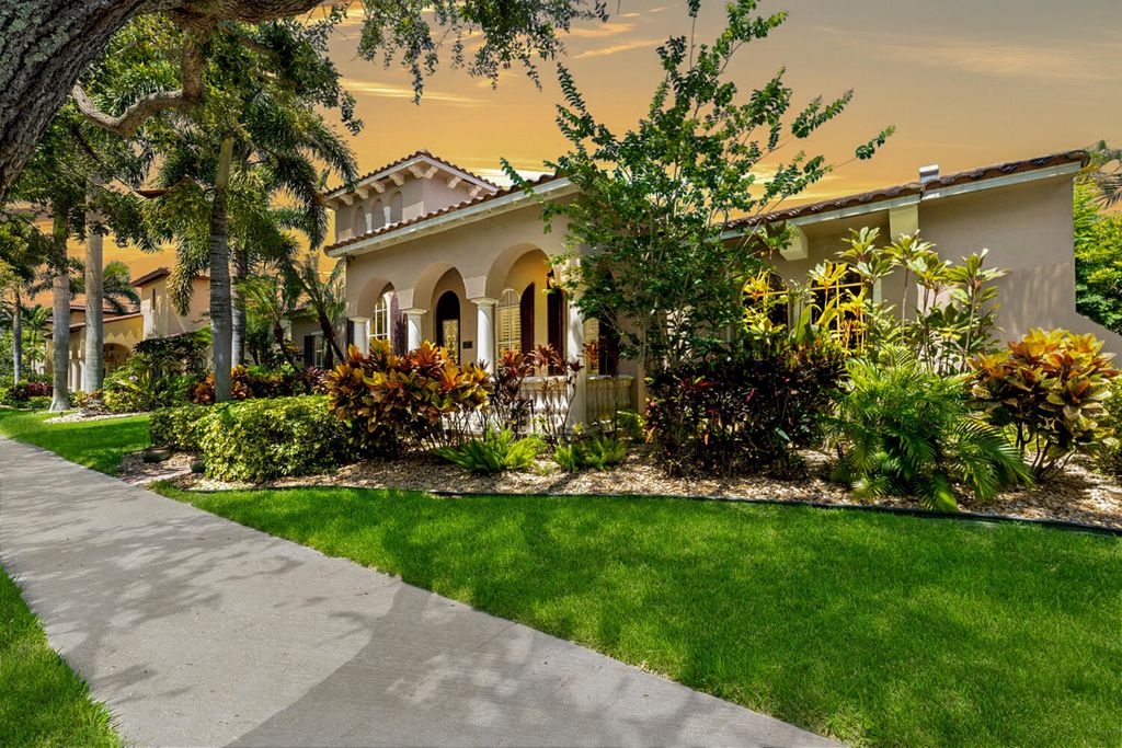 Photo of 107 Segovia Way Way, Jupiter, FL 33458 (MLS # R10817430)