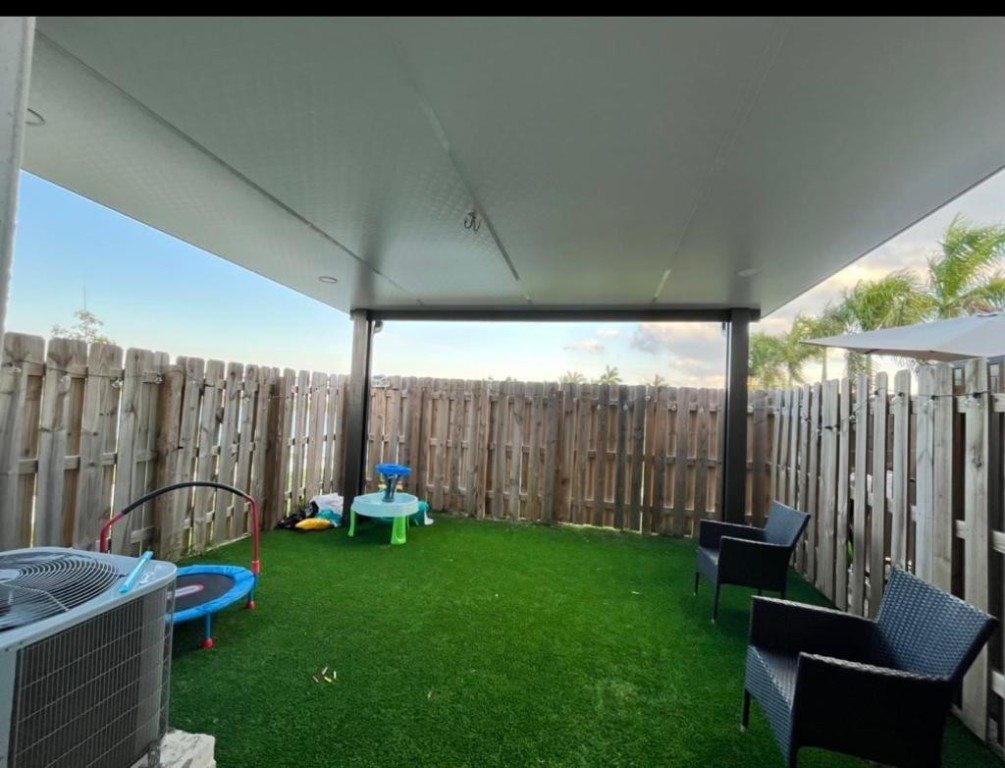 RIVIERA - Residential Lease