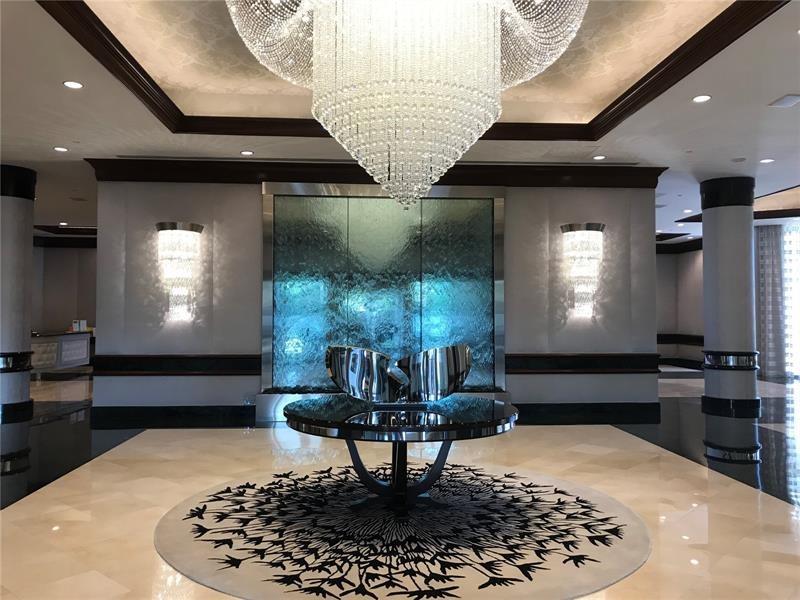 L'Hermitage I Condo - Residential