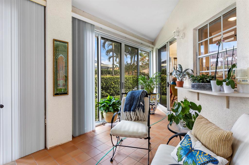 PGA RESORT COMMUNITY OF EAGLETON ESTATES - Residential