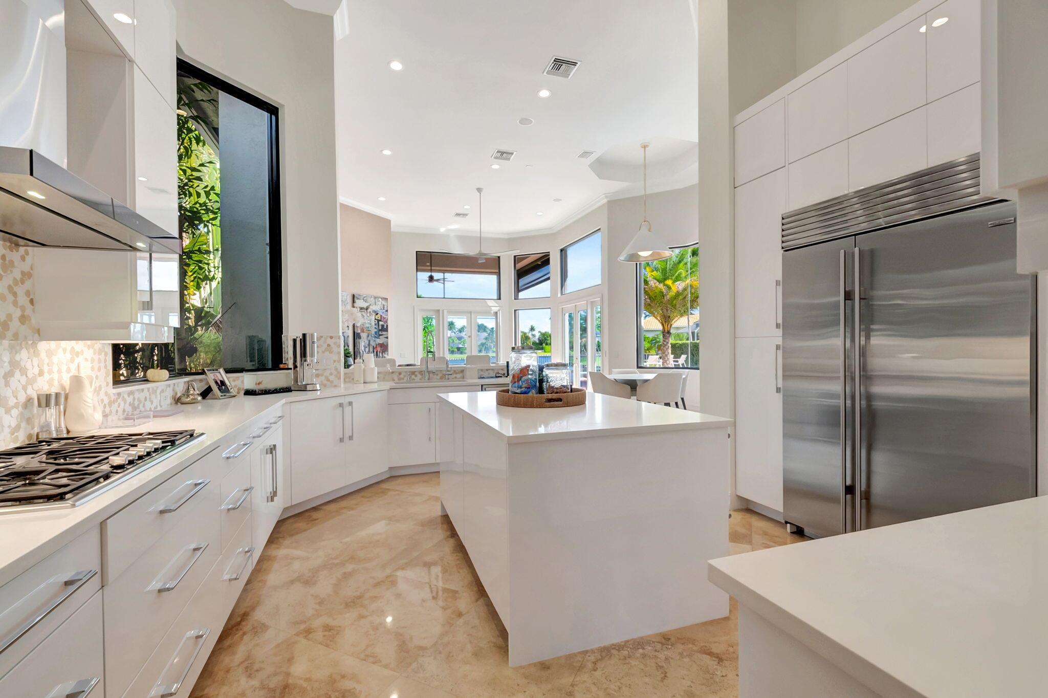 LANDINGS AT WOODFIELD COU - Residential