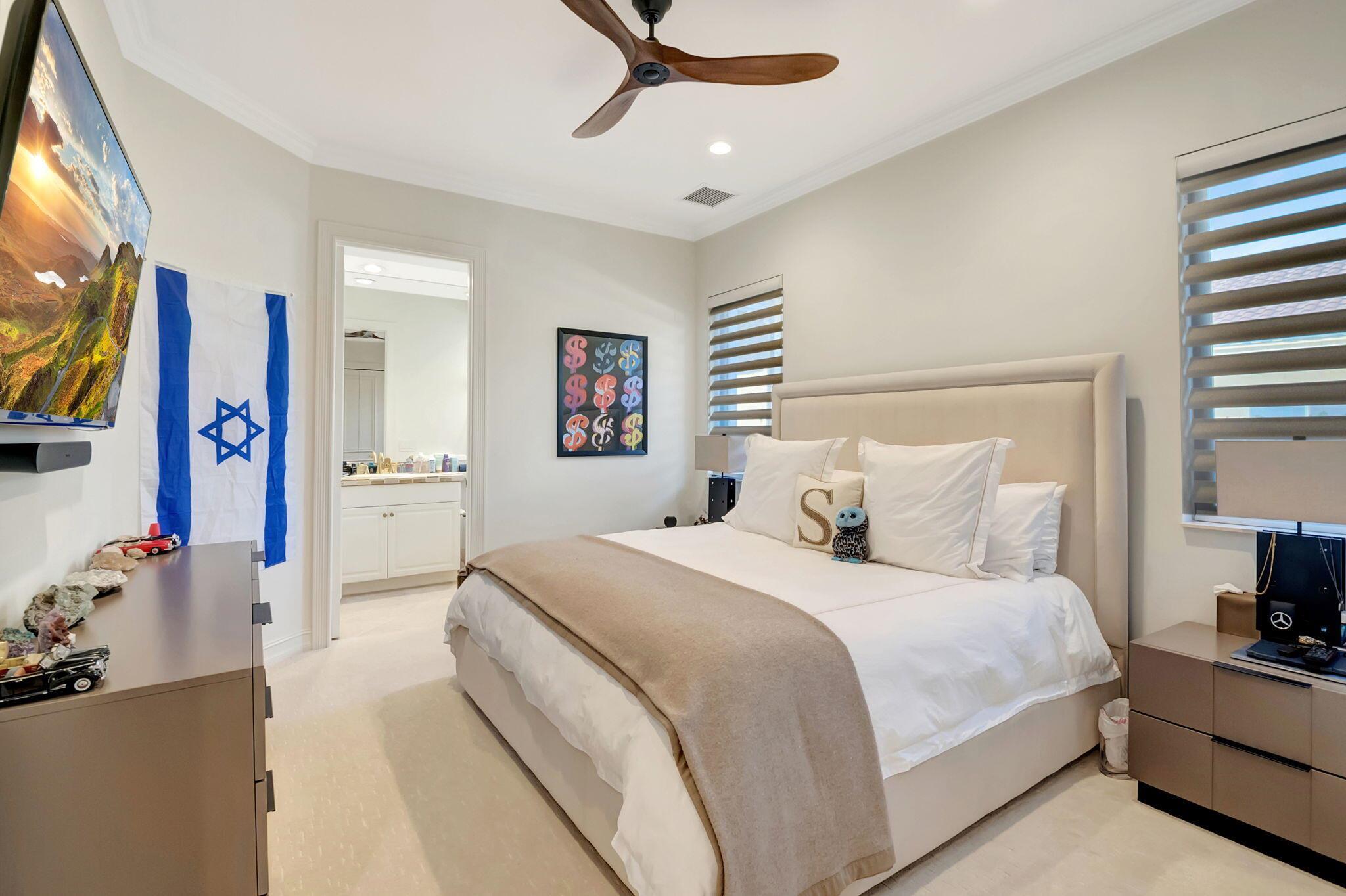 LANDINGS AT WOODFIELD COU - Residential