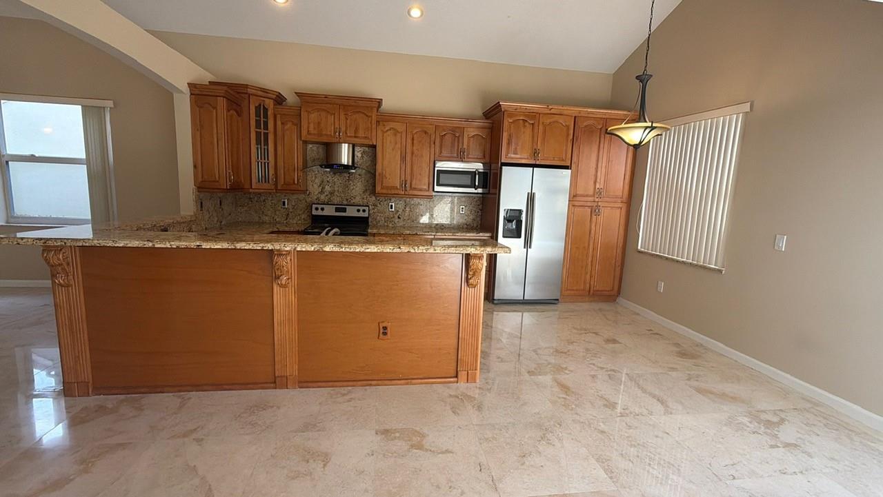 CORAL RIDGE DRIVE COMMERC - Residential