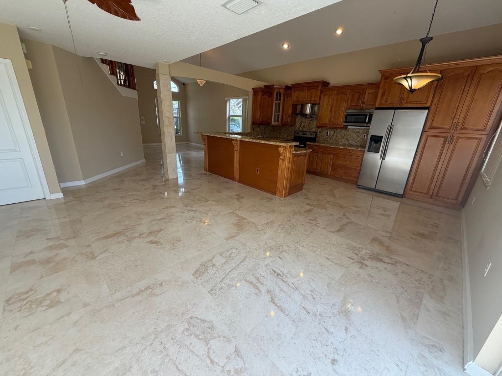 CORAL RIDGE DRIVE COMMERC - Residential