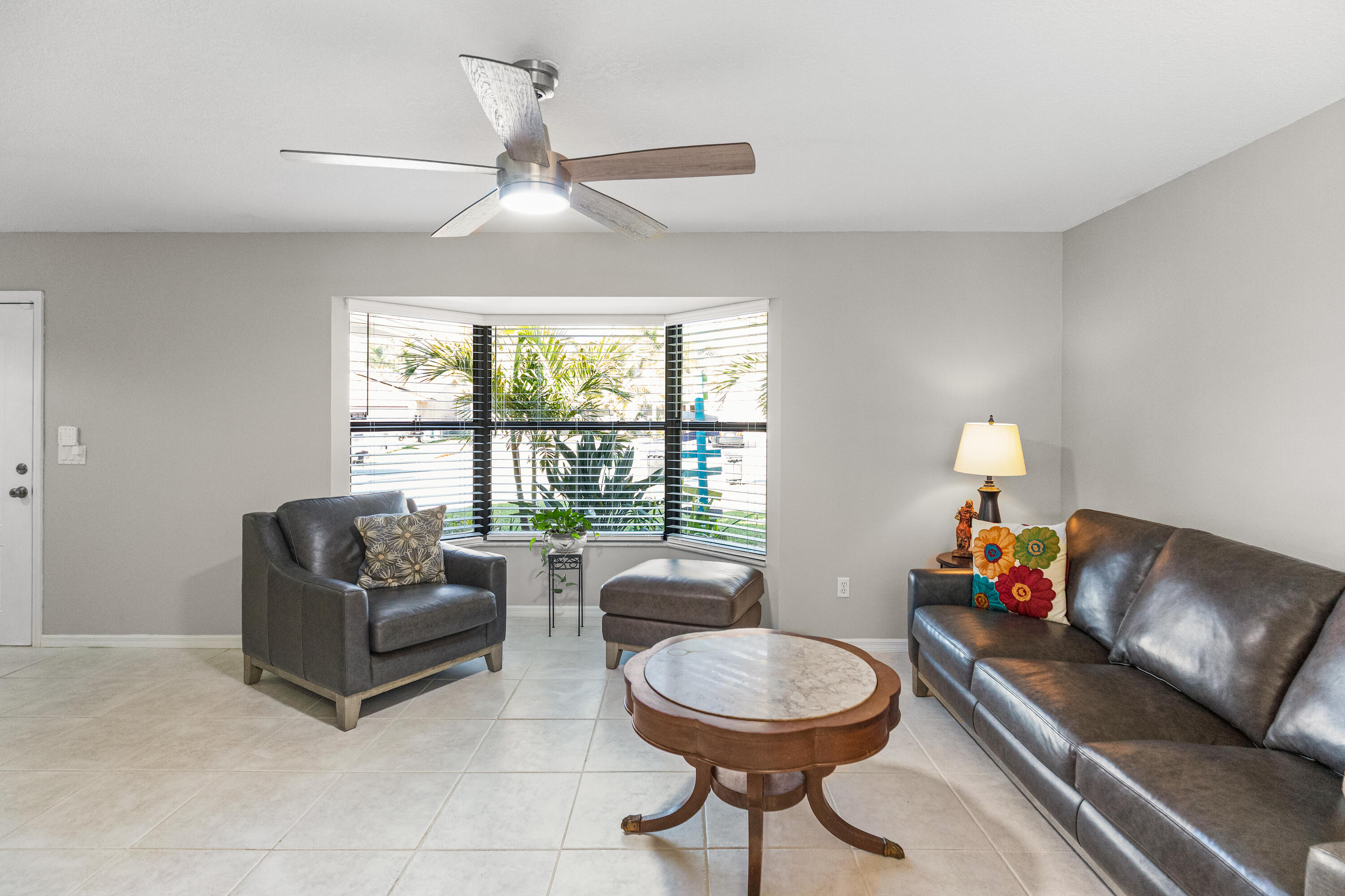 1155 SW Hutchins Street