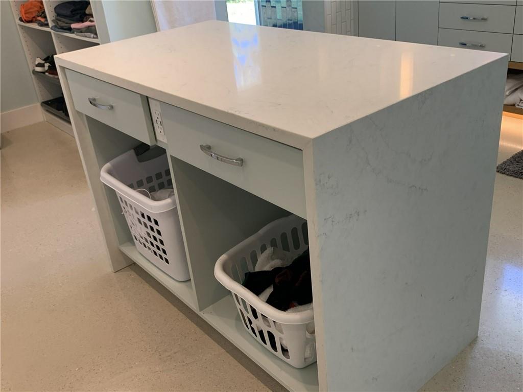 WILTON MANORS UNIT 1 - Residential