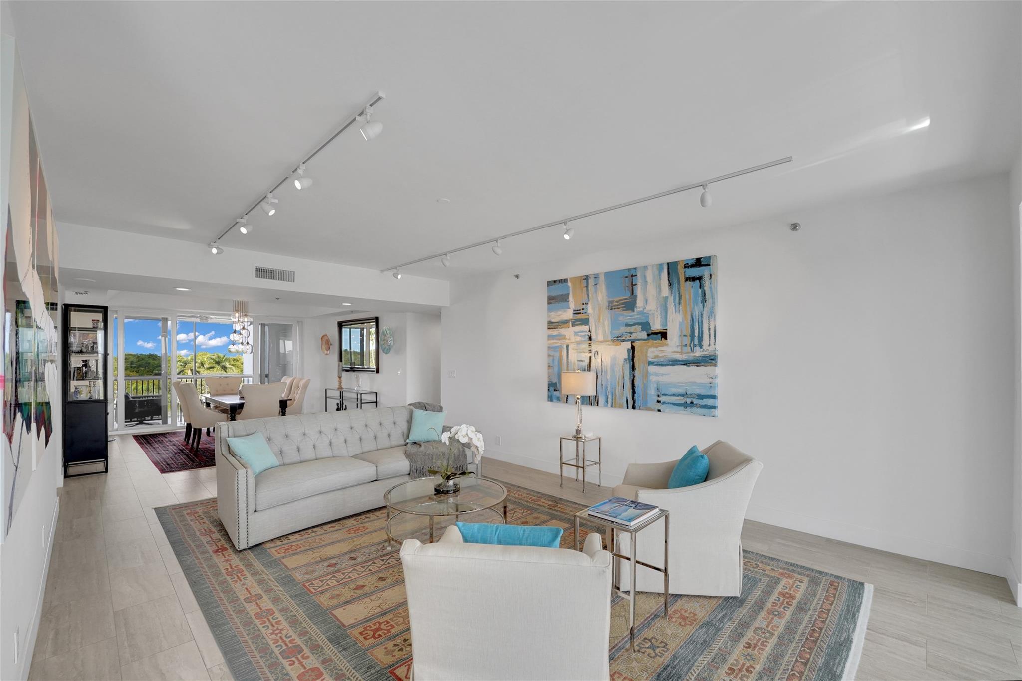 VIZCAYA at PALM AIRE - Residential