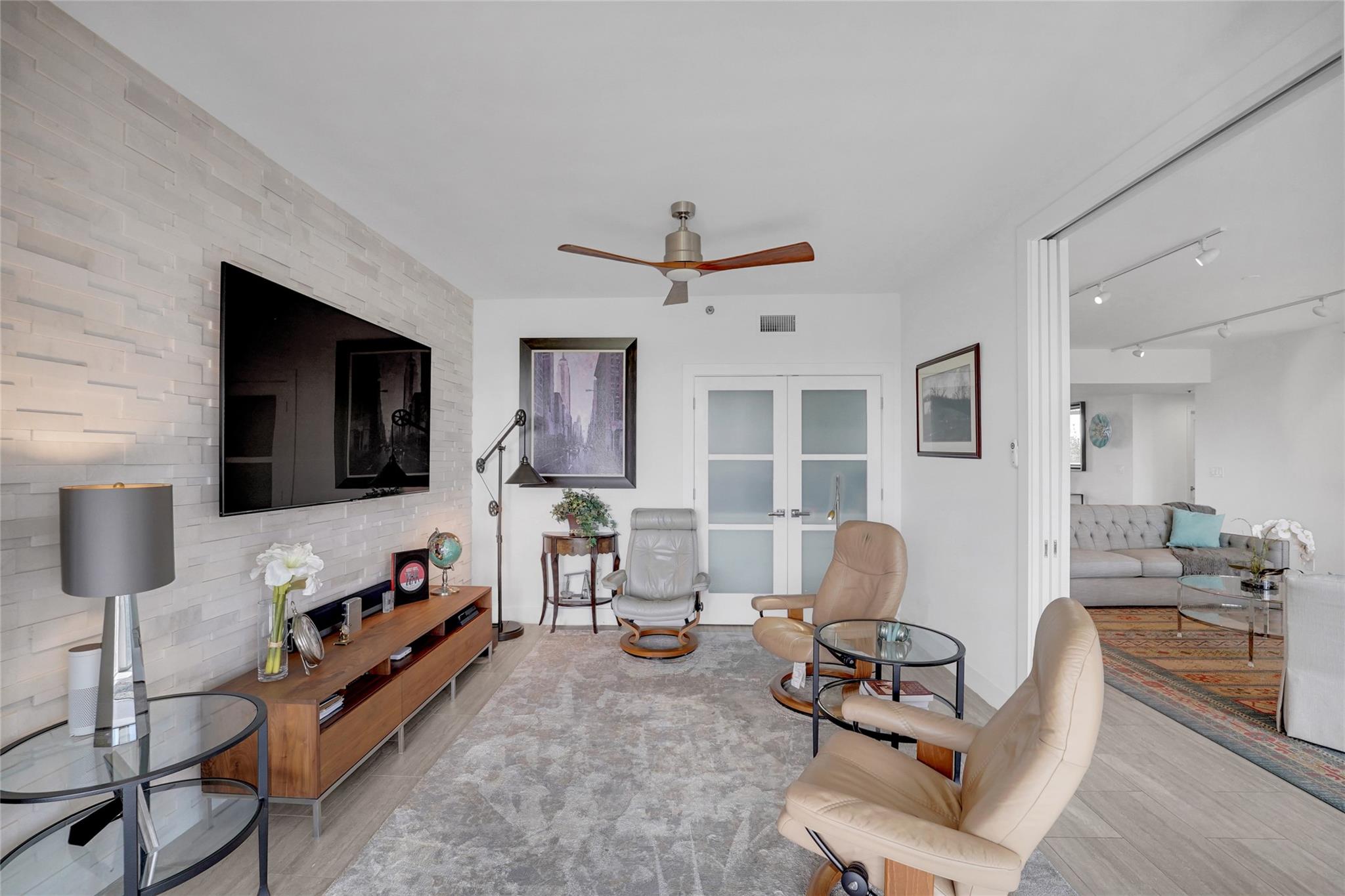 VIZCAYA at PALM AIRE - Residential