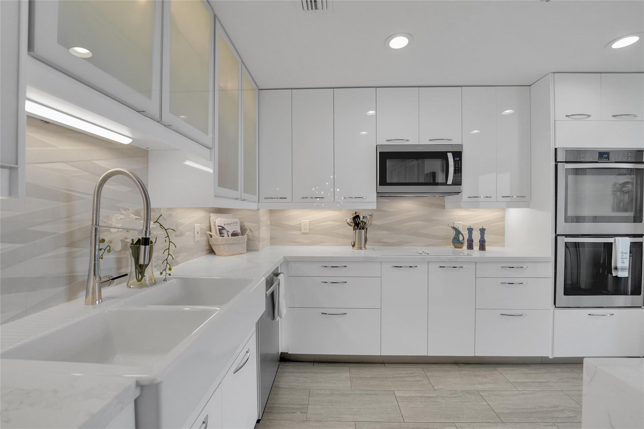 VIZCAYA at PALM AIRE - Residential