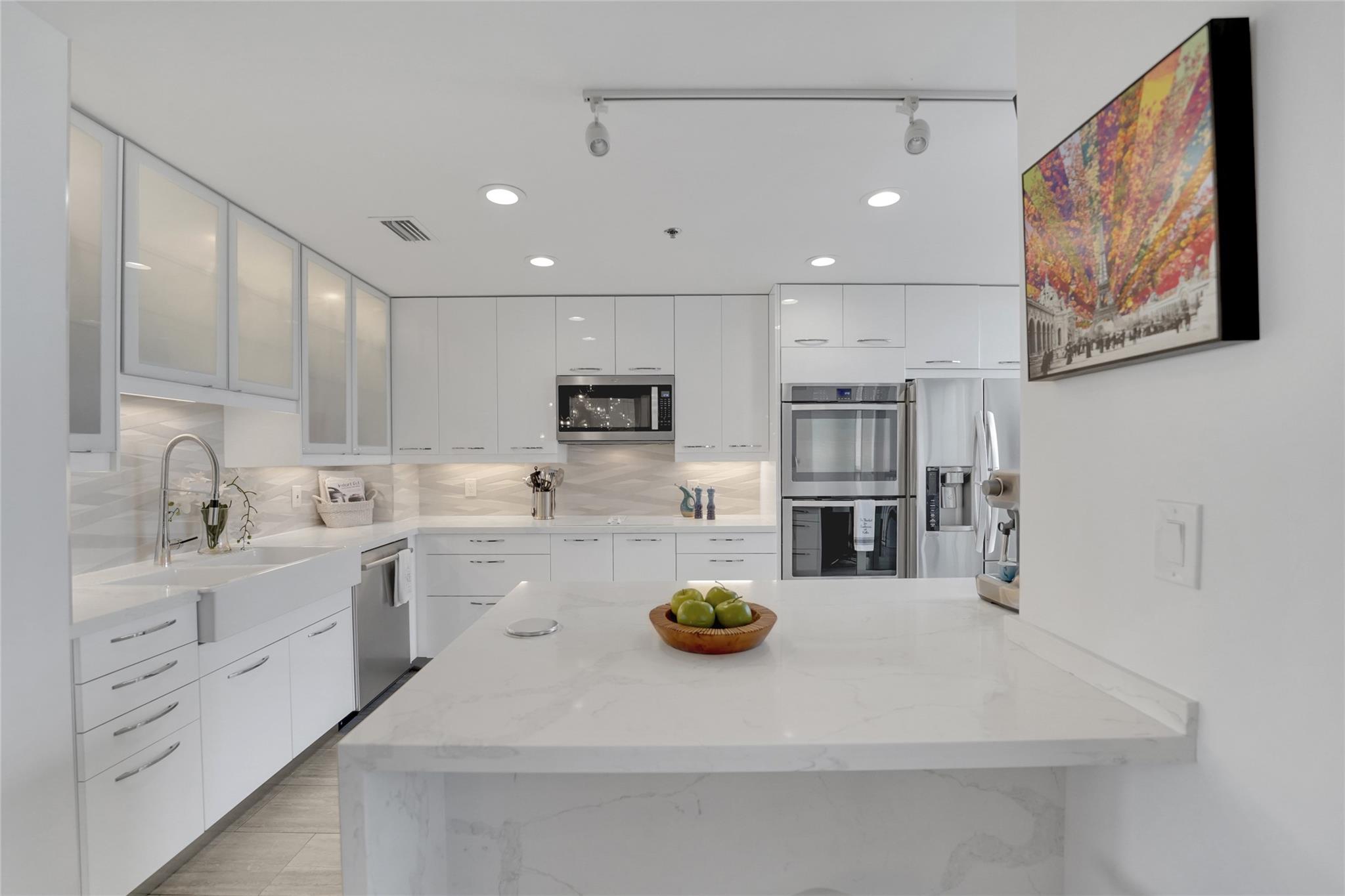 VIZCAYA at PALM AIRE - Residential