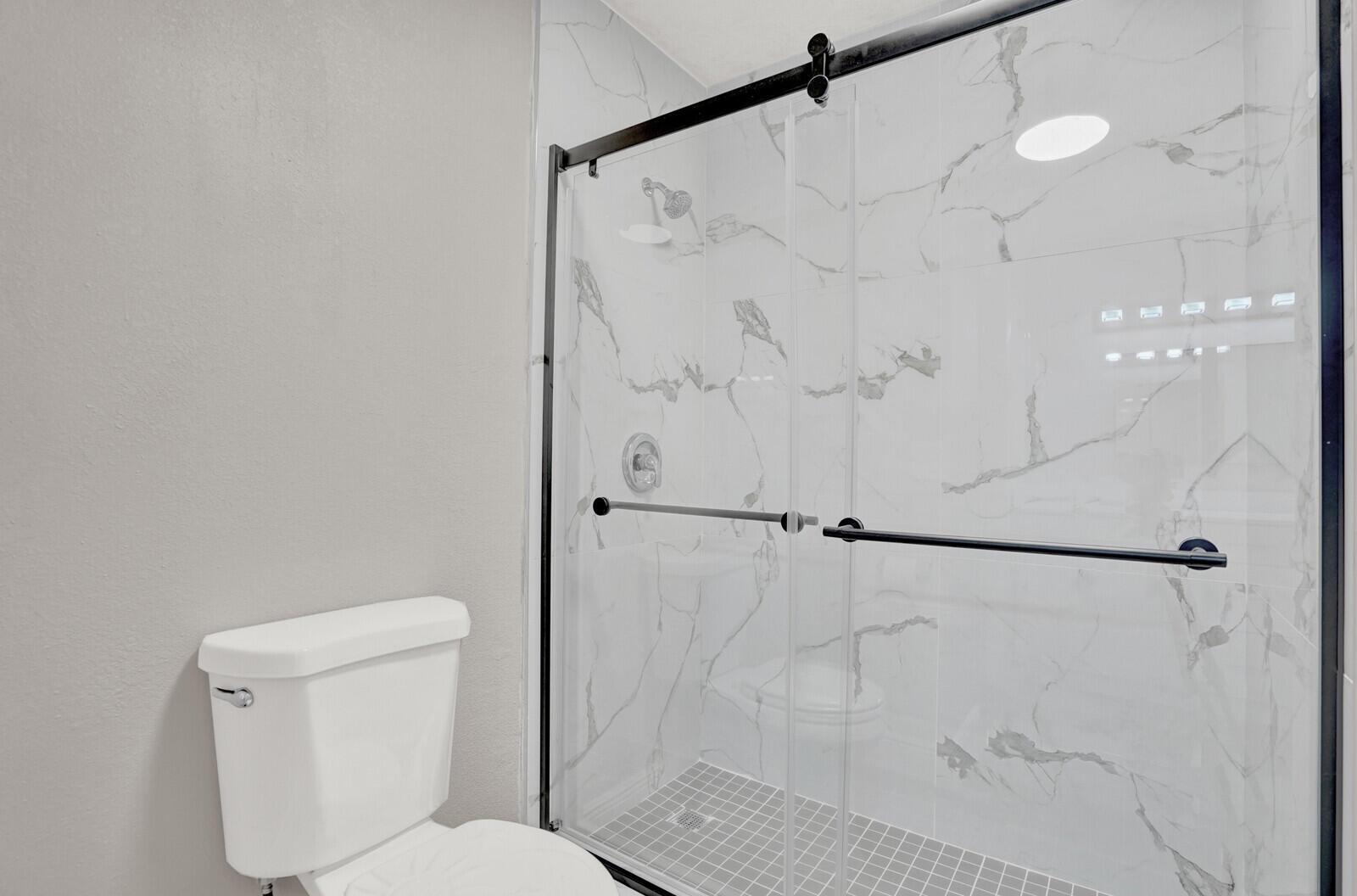 PALM GREENS I - Residential