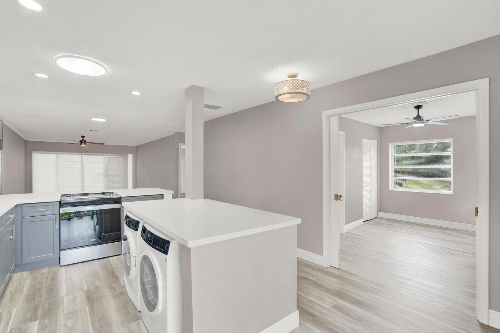 PALM GREENS I - Residential