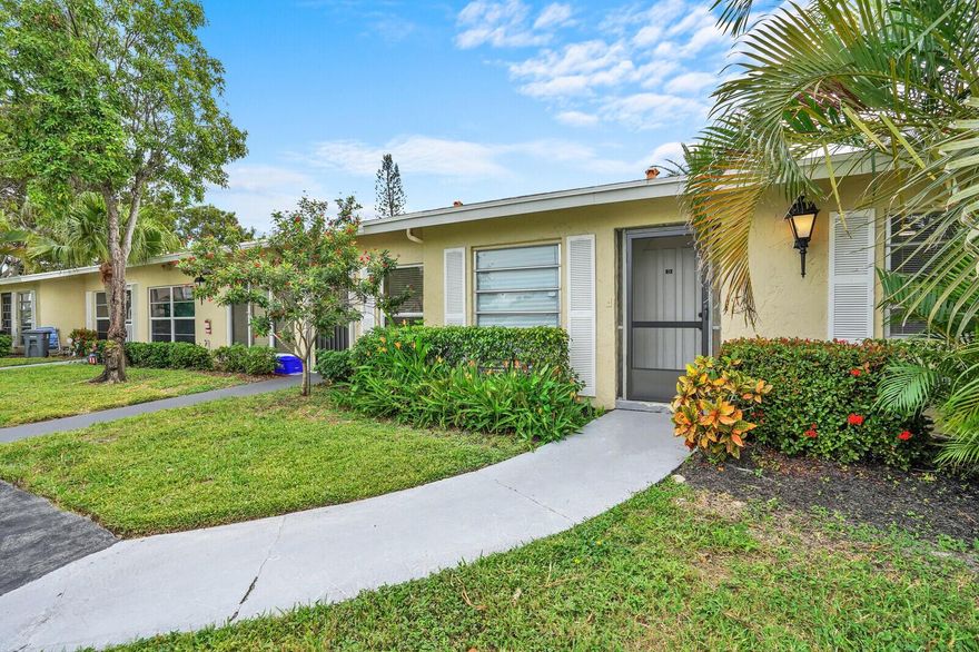 Beautifully renovated and exceptionally spacious, this 2-bedroom, 2-bath corner villa is located in the vibrant 55+ community of Via Delray. Enjoy true resort-style living with a full array of recreational amenities designed for an active lifestyle. The community features a well-appointed clubhouse, tennis courts, fitness center, shuffleboard, billiards, a large heated pool, and a full calendar of social activities. A public golf course is also situated within the community grounds for added convenience.The association covers the roof and water, making this home even more appealing. Residents have access to outstanding amenities--including an oversized outdoor pool, active clubhouse offerings, multiple tennis courts with an organized tennis program, exercise facilities,