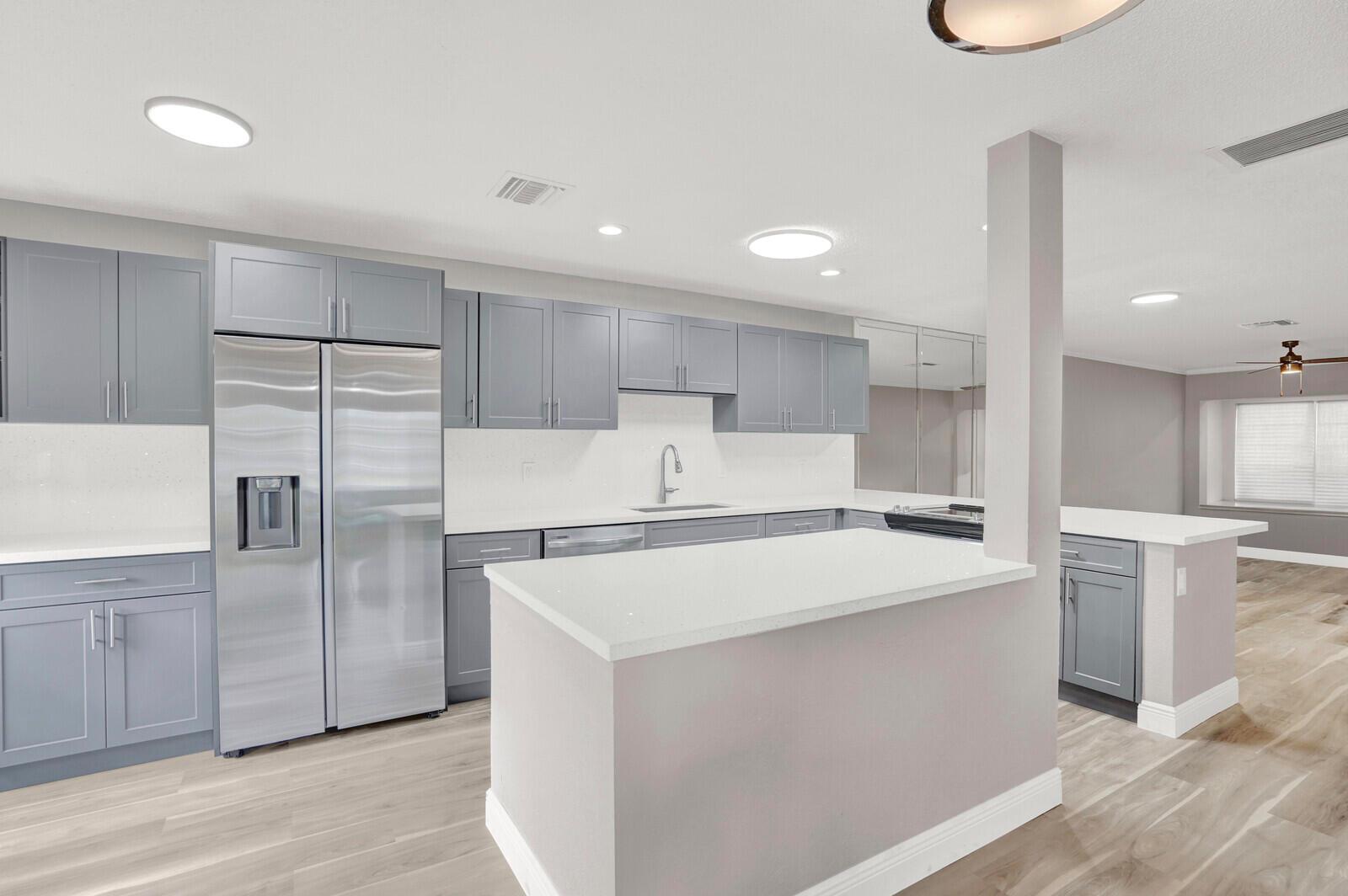 PALM GREENS I - Residential