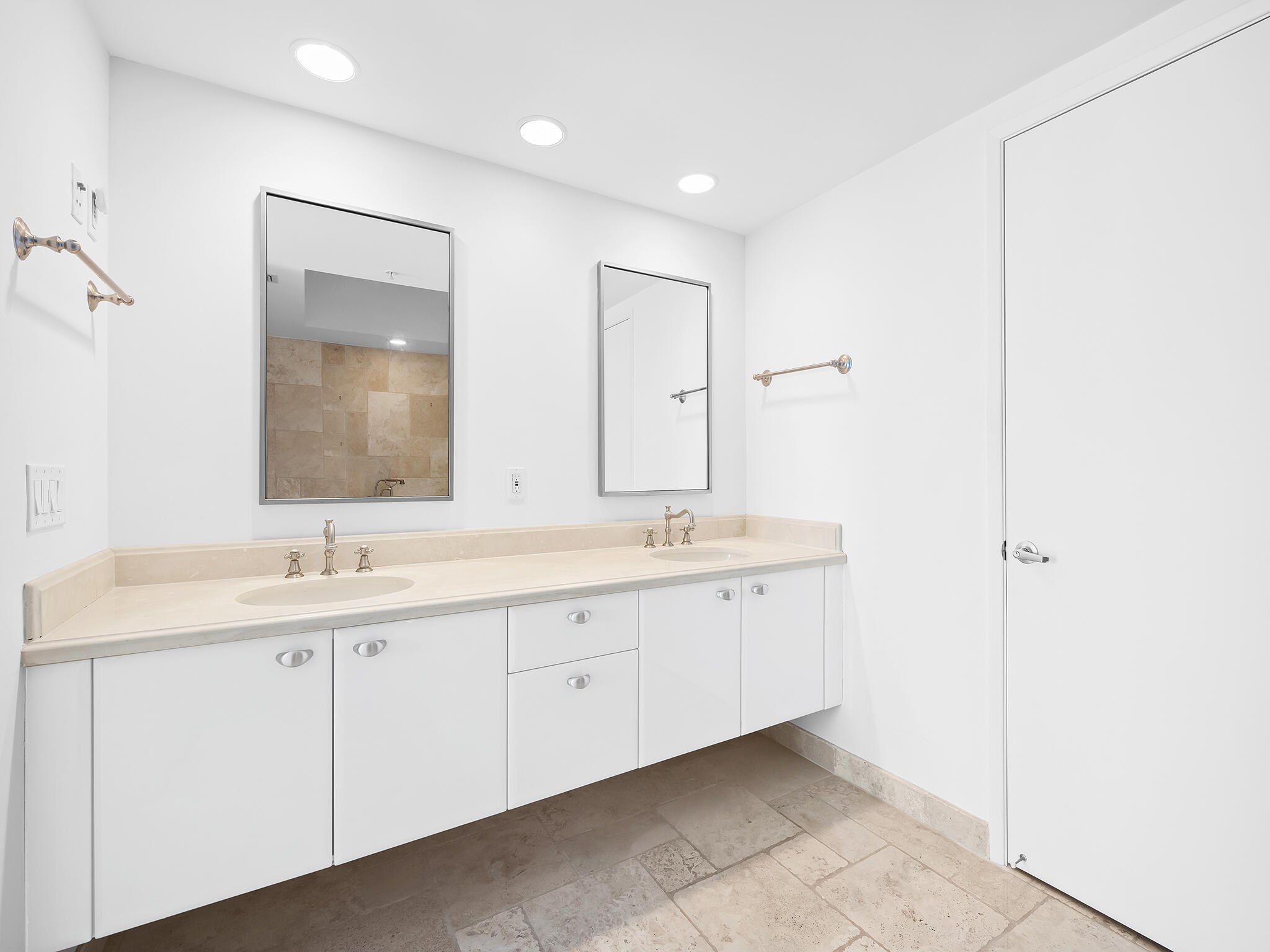 LAS OLAS RIVER HOUSE CONDO - Residential Lease