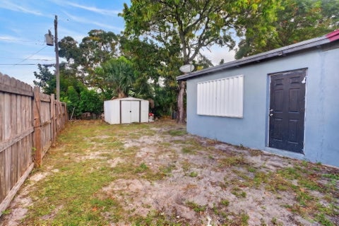 Tiny photo for 741 NW 17th Court, Pompano Beach, FL 33060 (MLS # B26048601)
