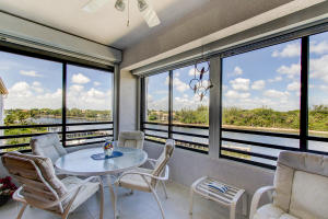 OAK HARBOUR CONDOS - Residential