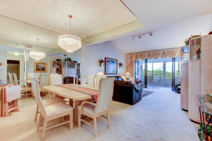 OAK HARBOUR CONDOS - Residential