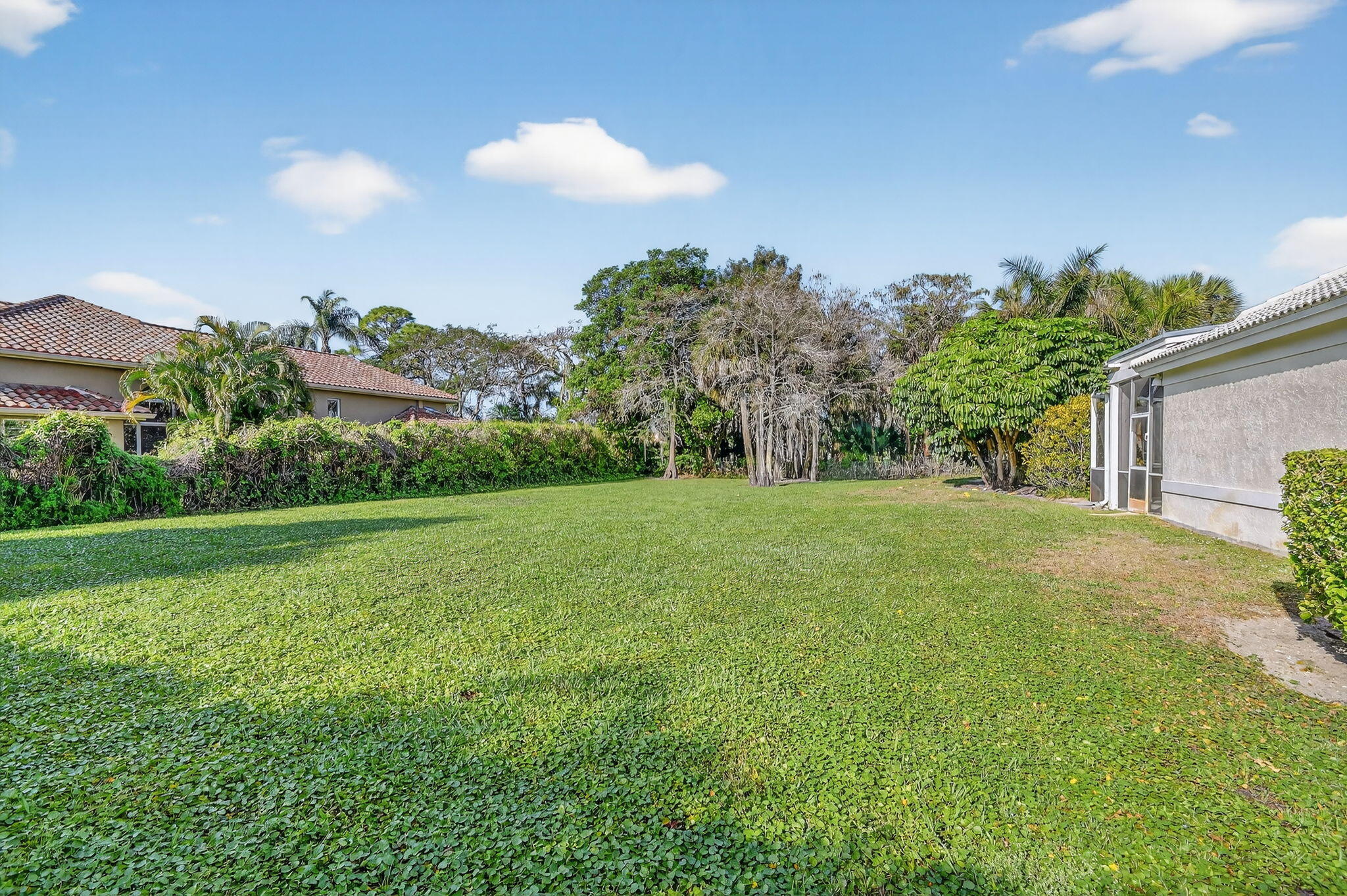 BREAKERS WEST - The Estates - Residential