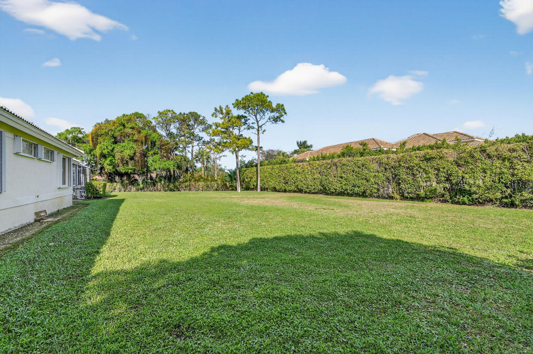 BREAKERS WEST - The Estates - Residential