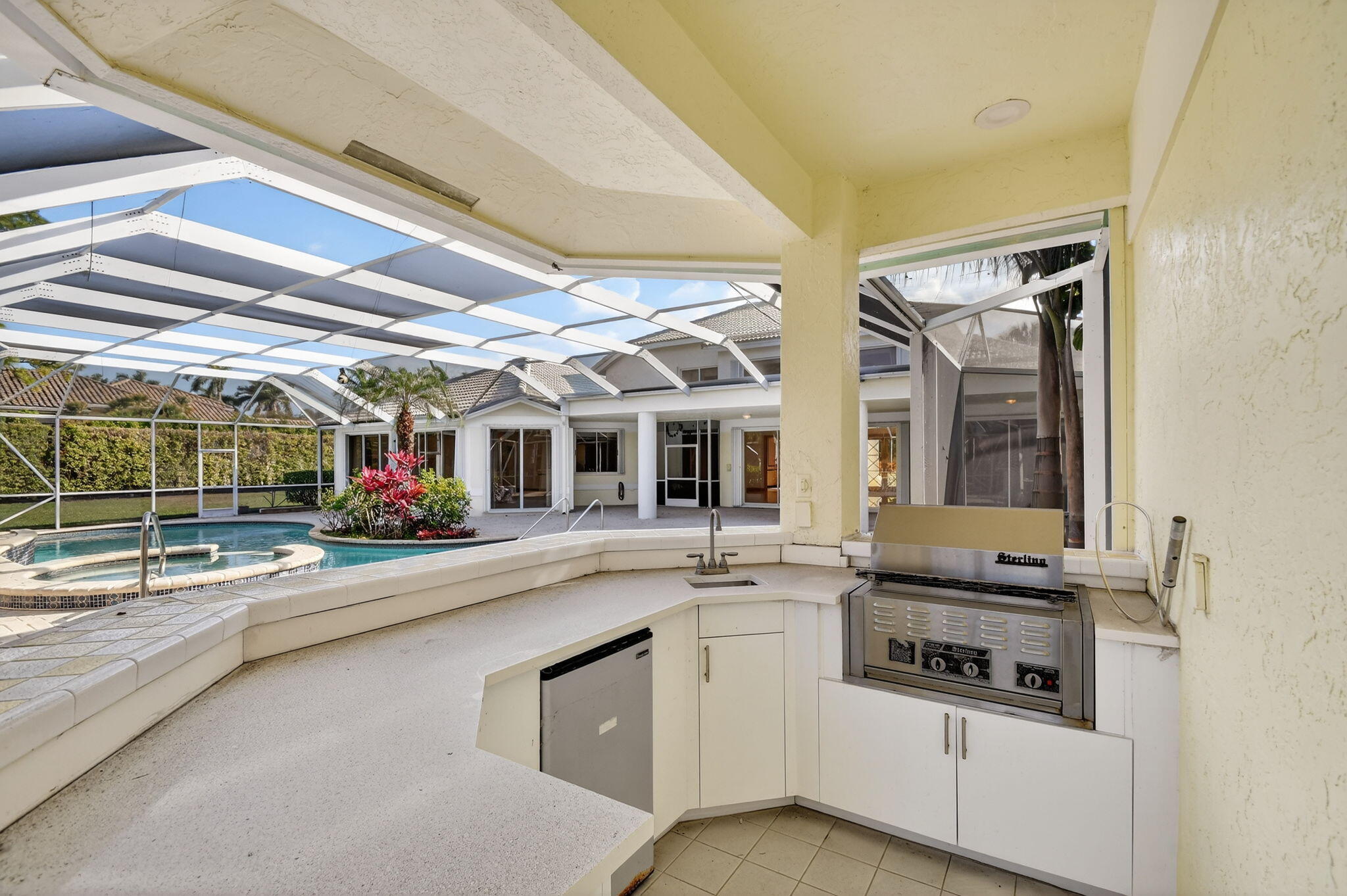 BREAKERS WEST - The Estates - Residential