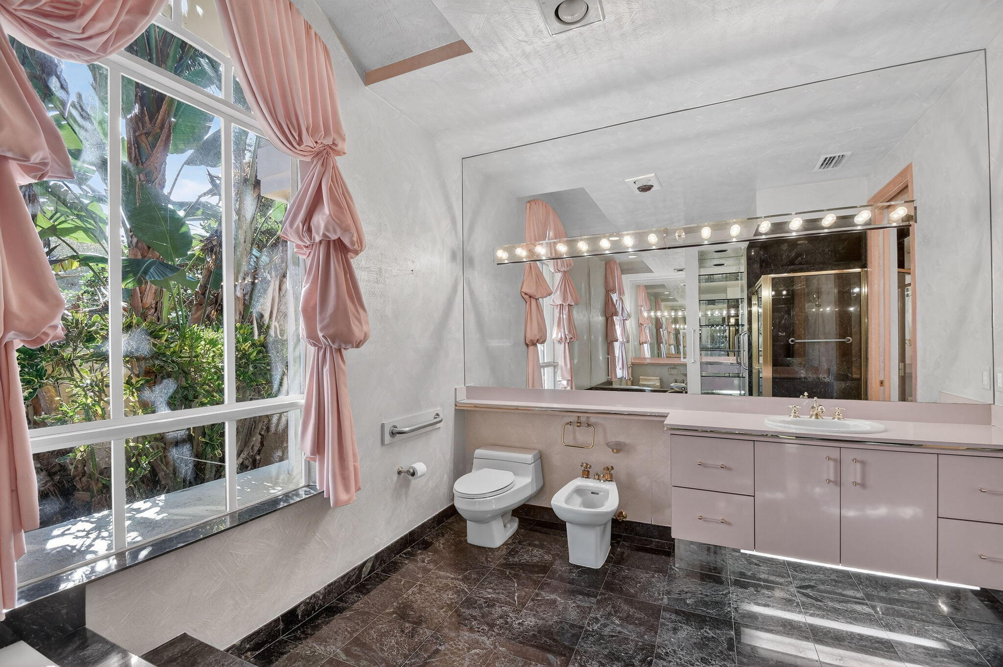 BREAKERS WEST - The Estates - Residential