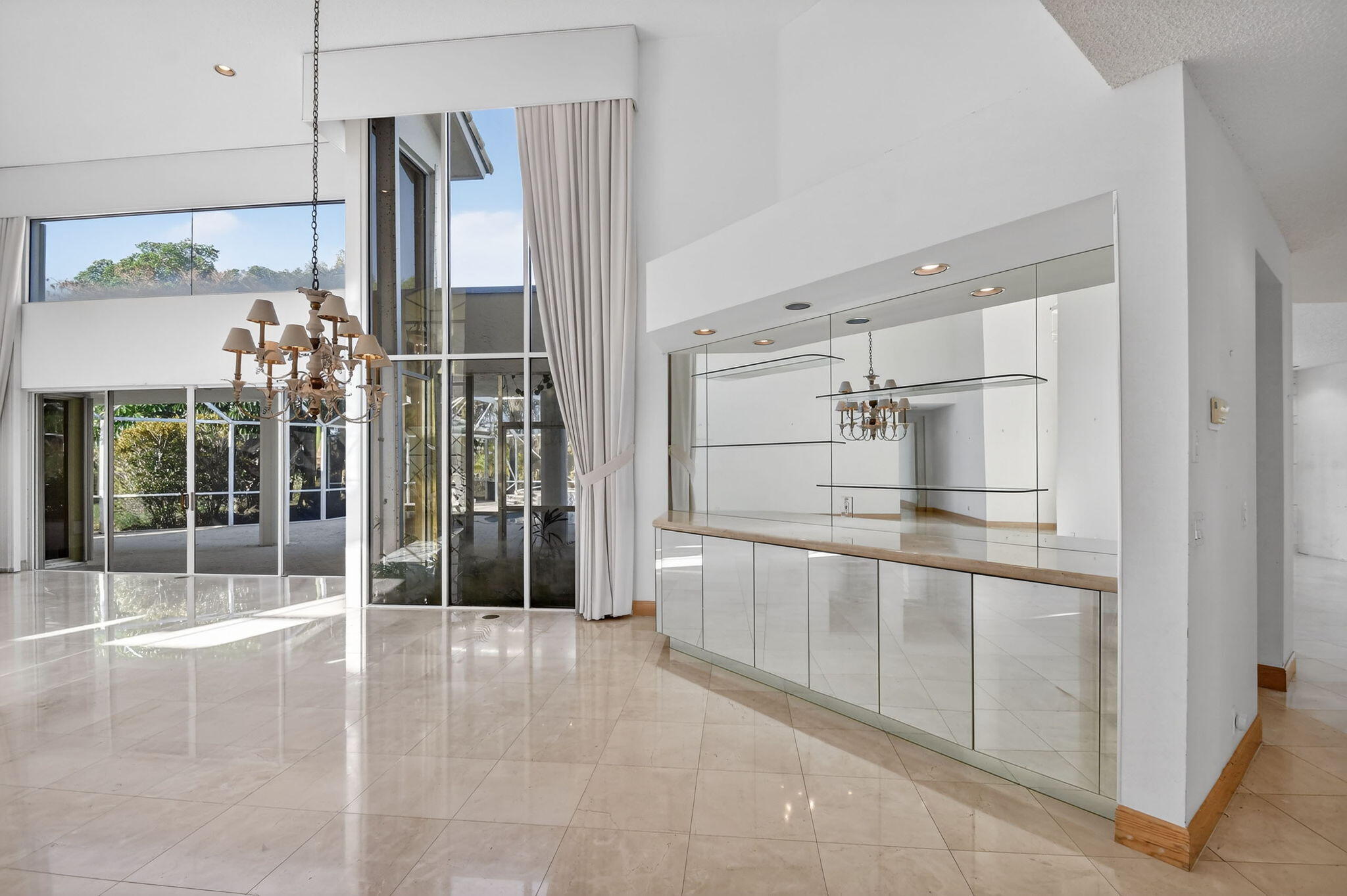 BREAKERS WEST - The Estates - Residential