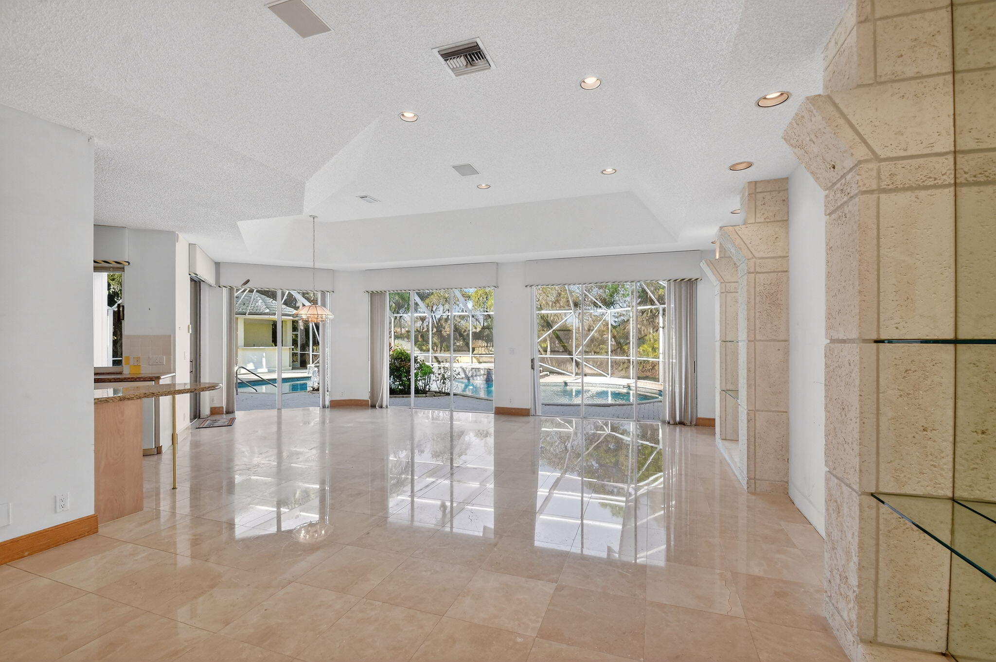 BREAKERS WEST - The Estates - Residential