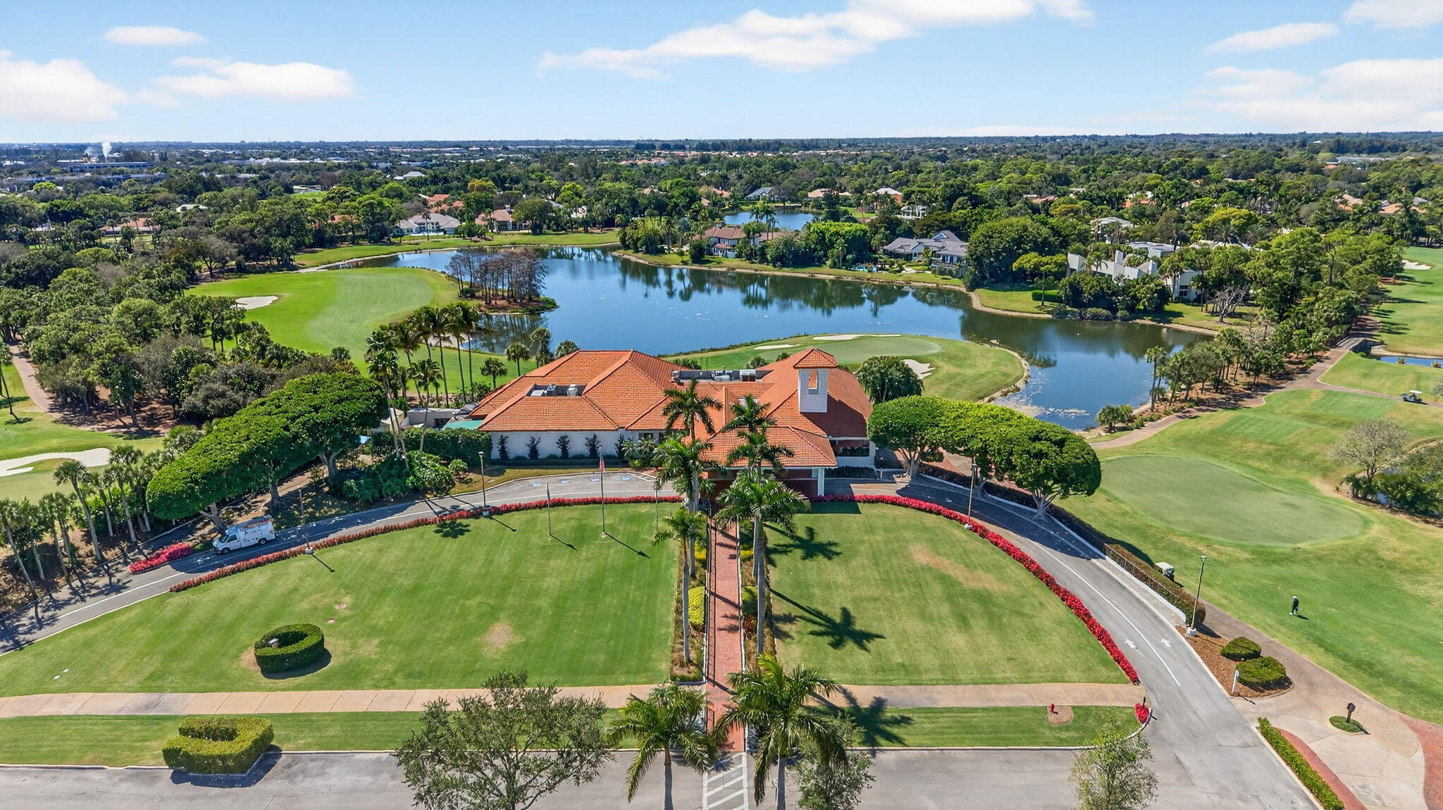 BREAKERS WEST - The Estates - Residential