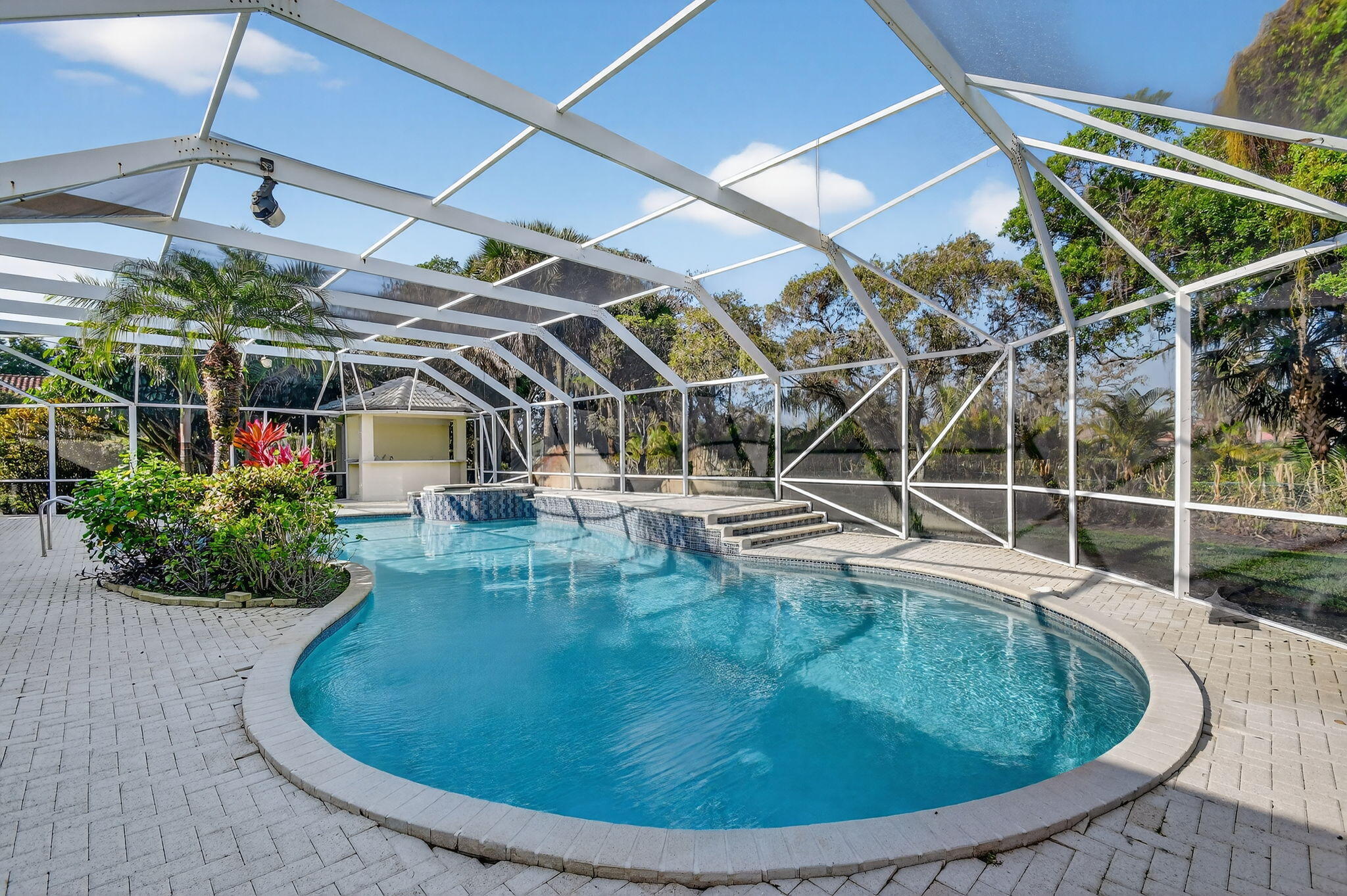 BREAKERS WEST - The Estates - Residential