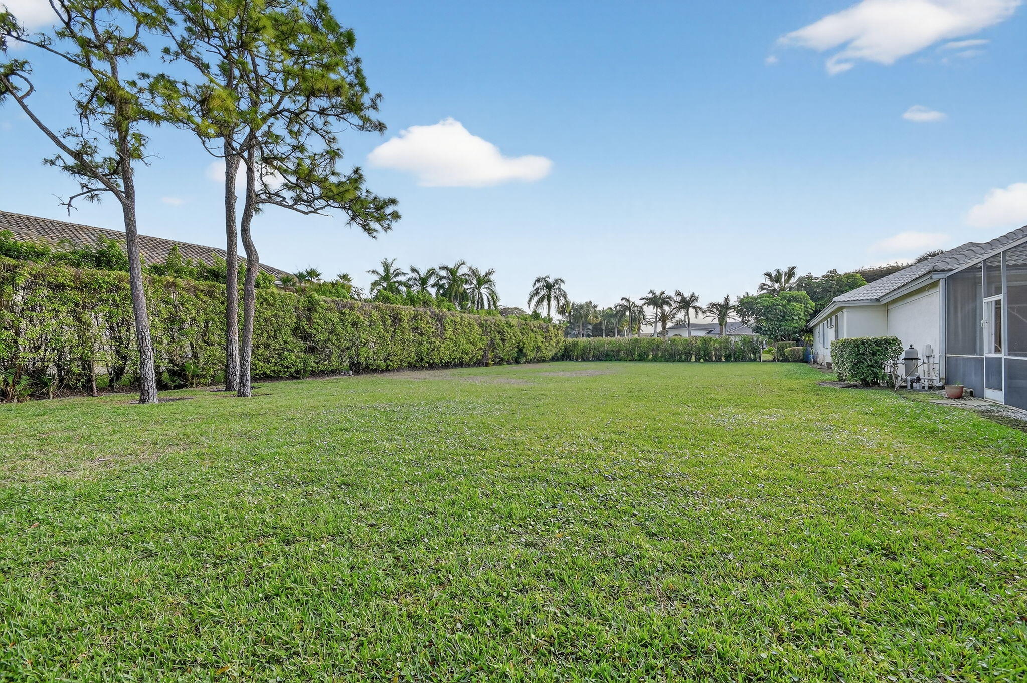 BREAKERS WEST - The Estates - Residential