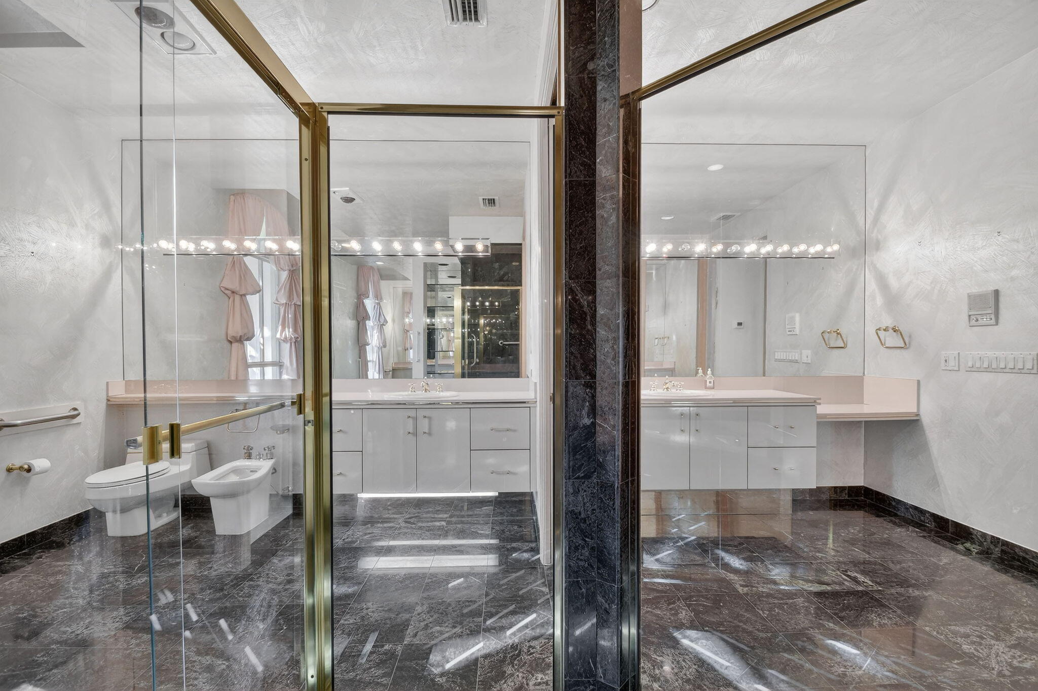 BREAKERS WEST - The Estates - Residential