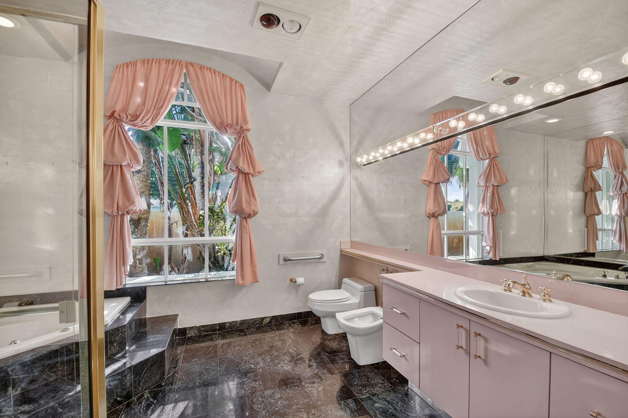 BREAKERS WEST - The Estates - Residential