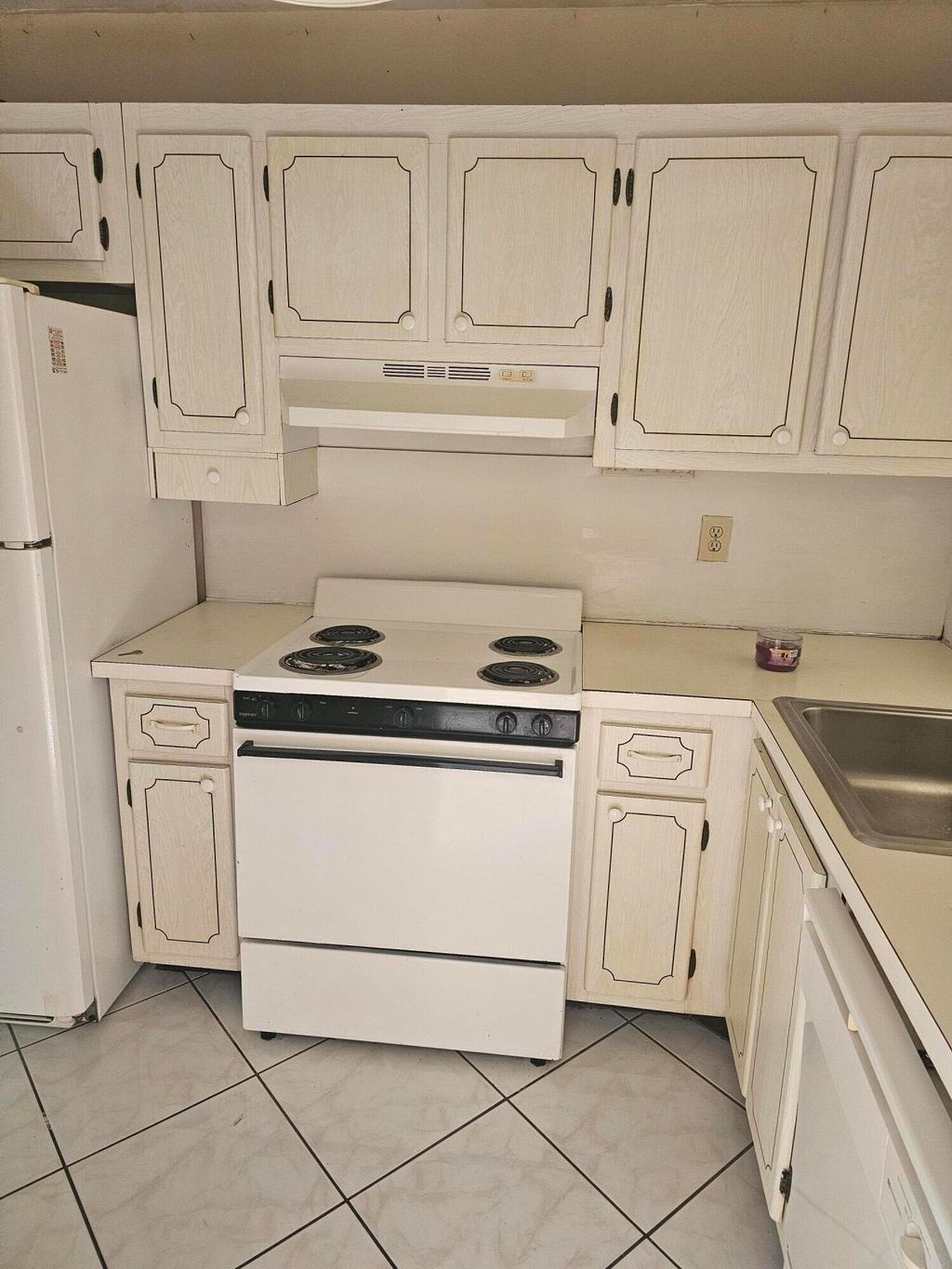 Photo of 8060 Sunrise Lakes Drive E #109, Sunrise, FL 33322 (MLS # B26018332)