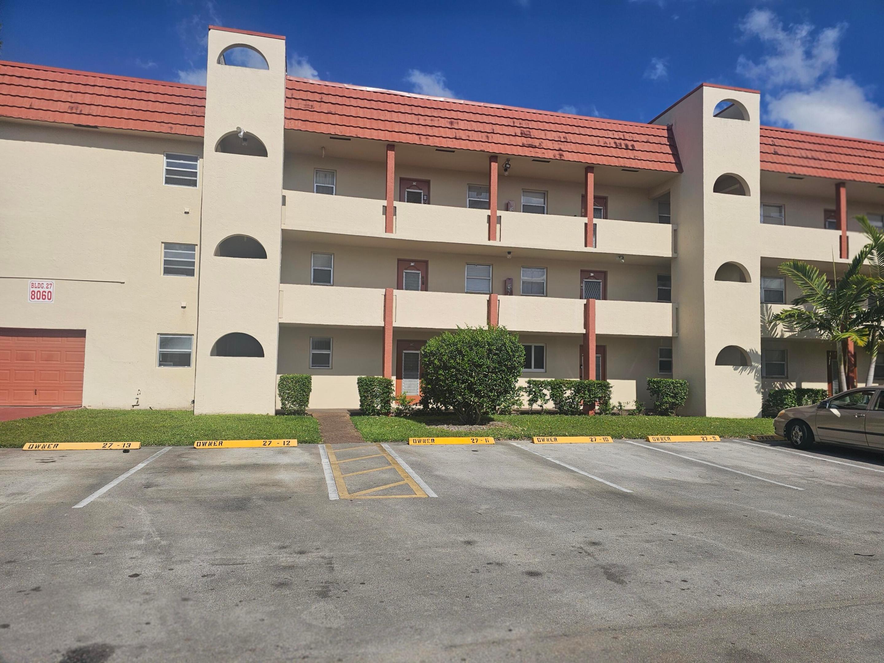 SUNRISE LAKES 27 CONDO - Residential