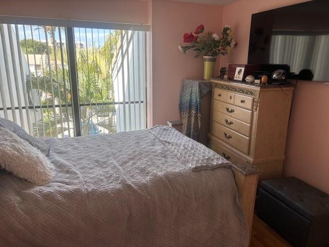 BRIDGEWOOD - Residential