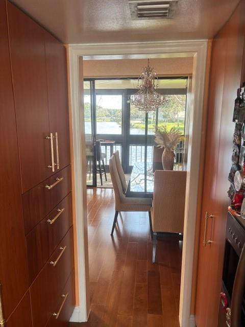 BRIDGEWOOD - Residential