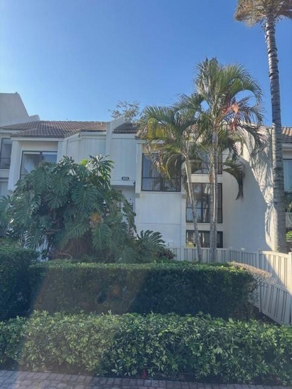 Photo of 808 S Bridgewood Place #808, Boca Raton, FL 33434 (MLS # F10554730)