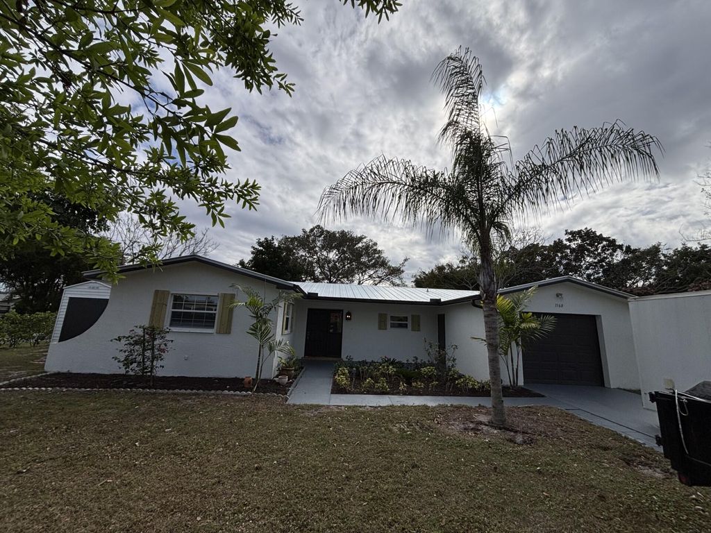 Photo of 1160 SE 12th Street, Stuart, FL 34996 (MLS # R11159442)