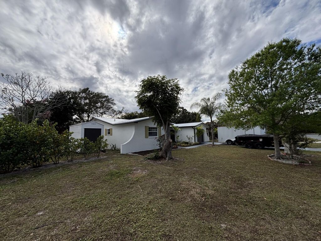 Photo of 1160 SE 12th Street, Stuart, FL 34996 (MLS # R11159442)