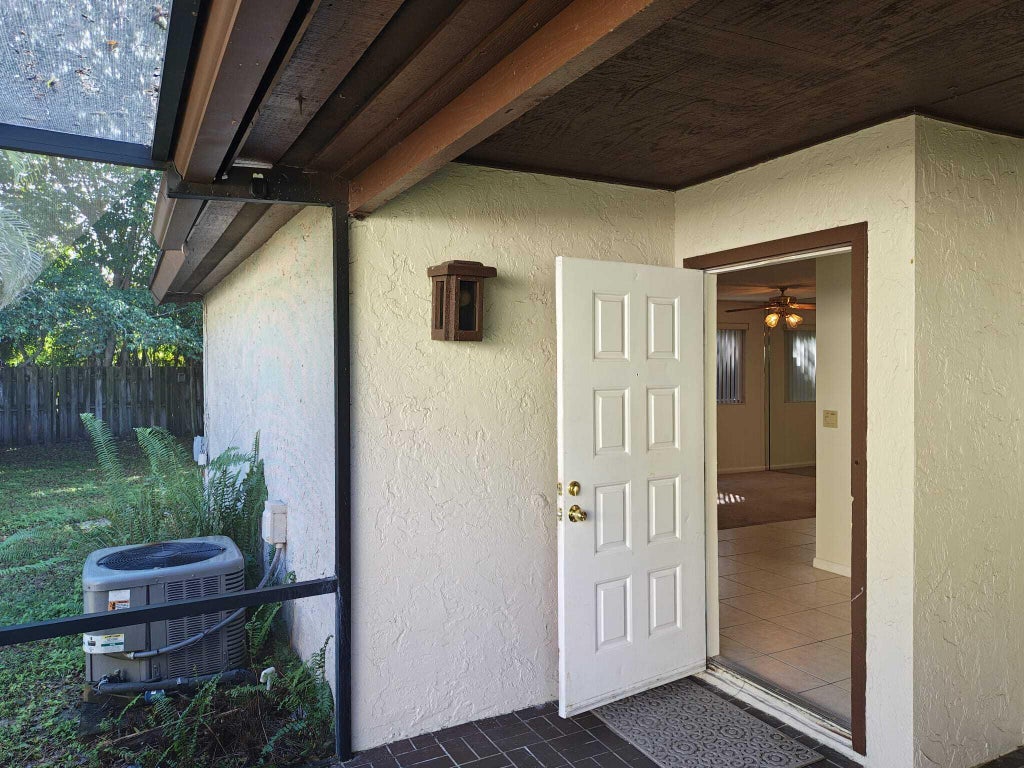 Photo of 4477 NW 3rd Drive, Delray Beach, FL 33445 (MLS # B26092759)