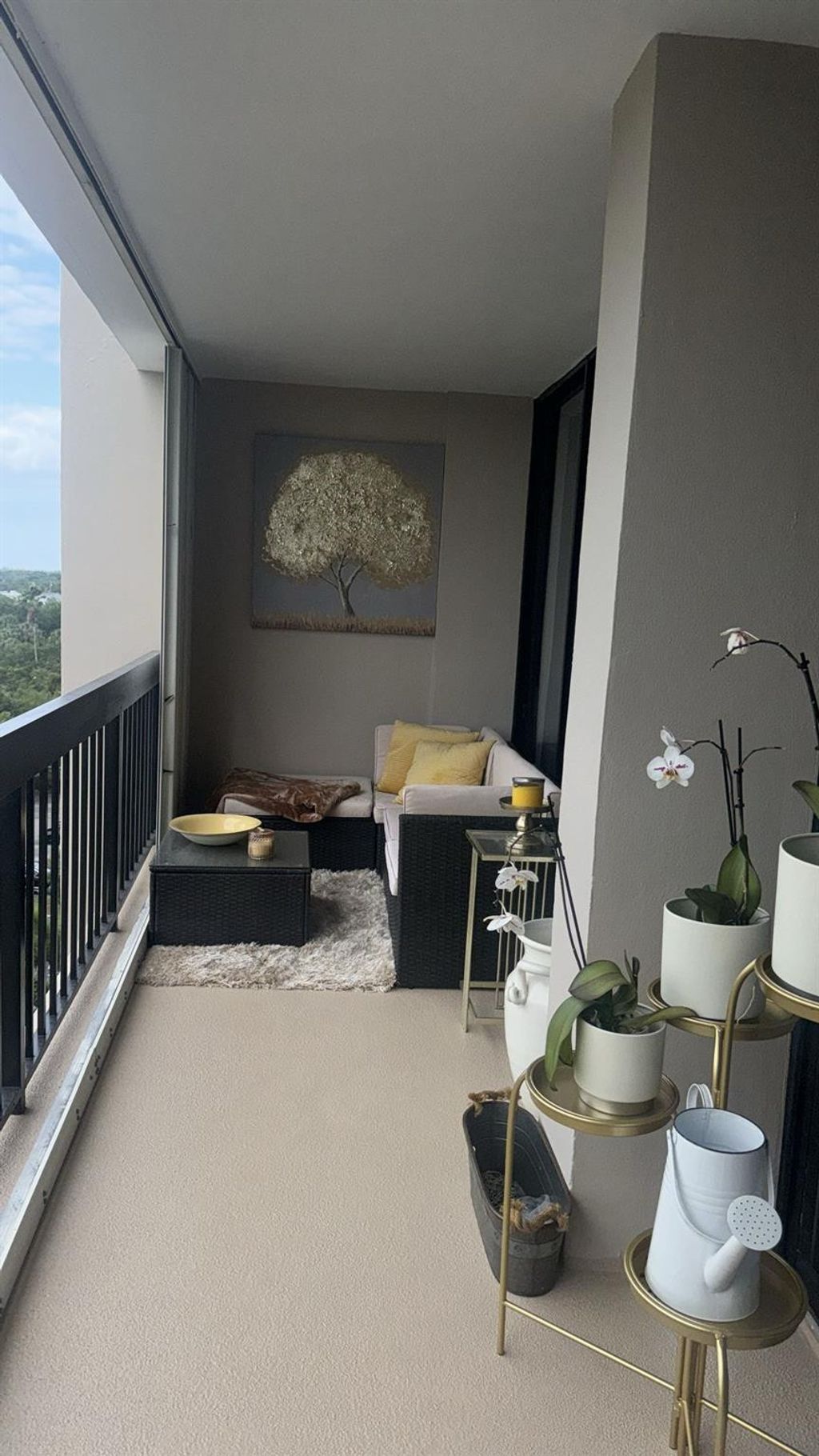 Photo of 2425 Presidential Way #705, West Palm Beach, FL 33401 (MLS # F10493106)