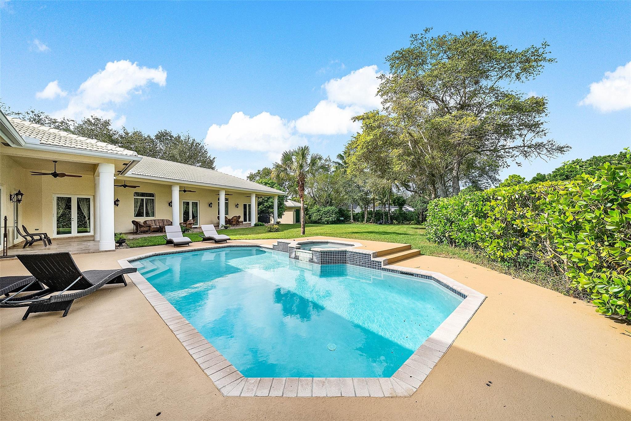 Pine Tree Estates - Residential