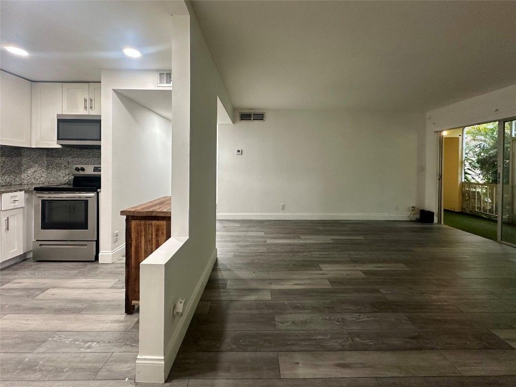 Photo of 608 NW 13th Street #15, Boca Raton, FL 33486 (MLS # F10523336)