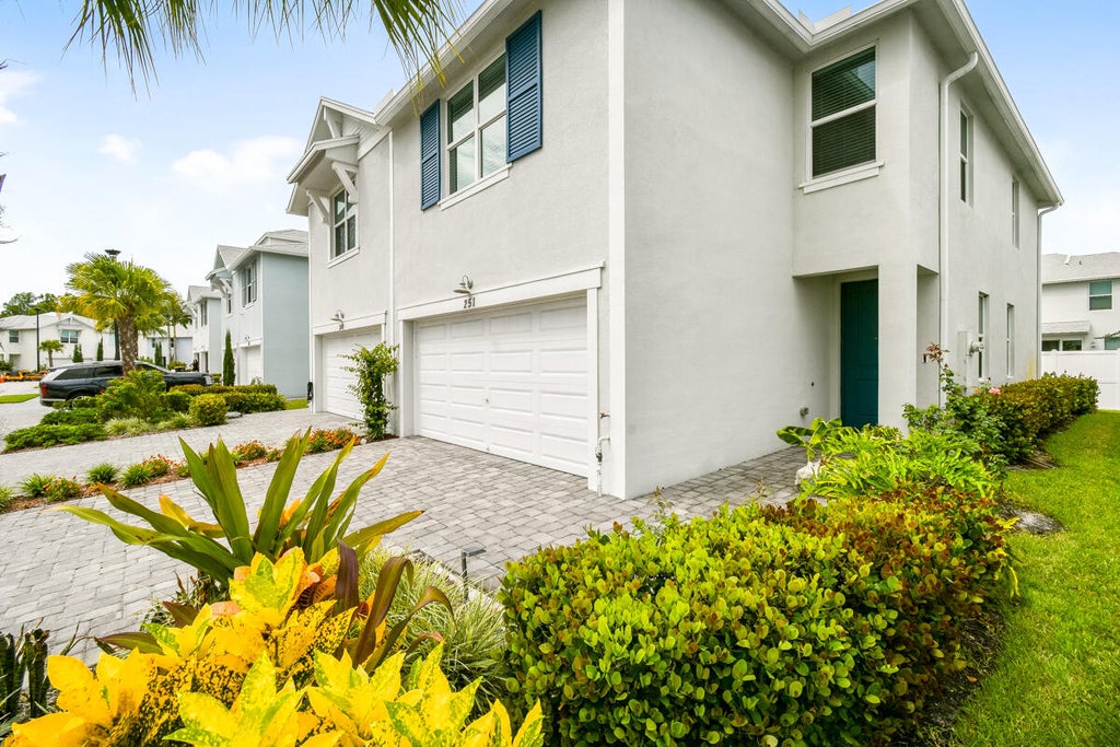 Photo of 251 OSPREY PRESERVE Boulevard, Jensen Beach, FL 34957 (MLS # B26082976)